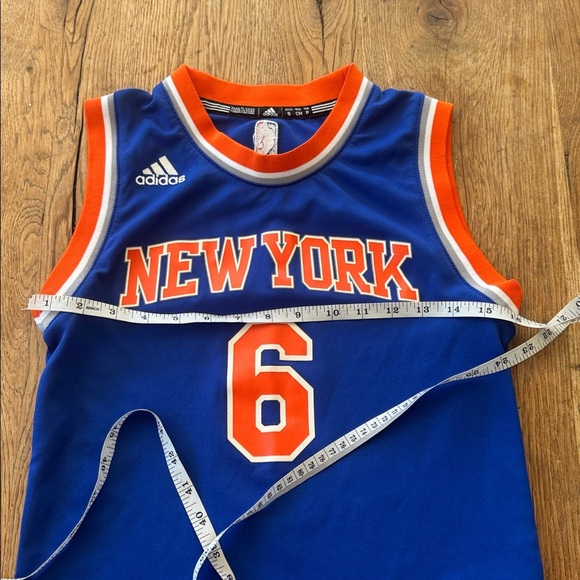 Adidas Blue New York Kids Basketball Jersey Porzingis number 6  size small - Picture 3 of 5